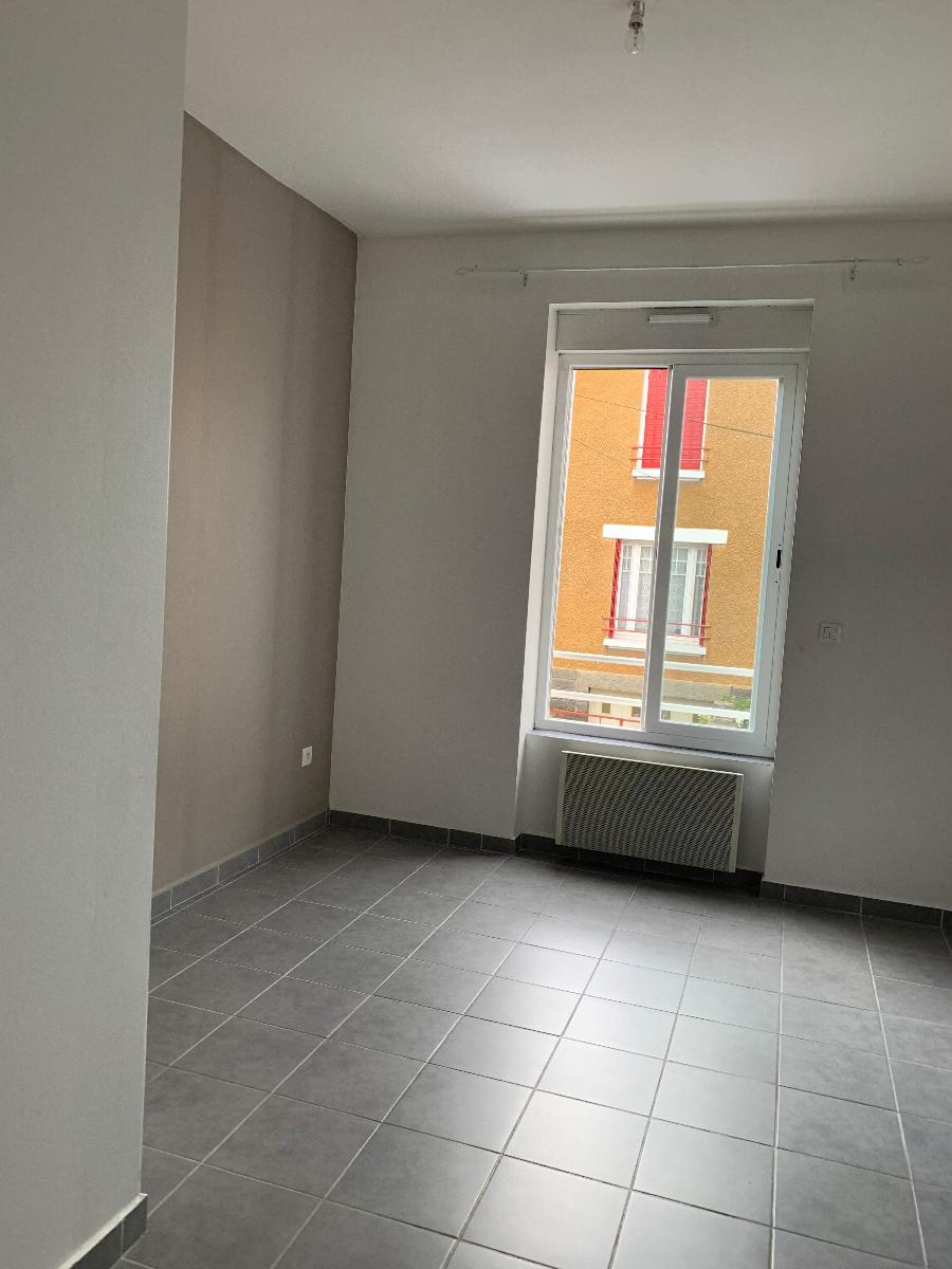 Flat Boulevard Jacques Bingen in Clermont-Ferrand