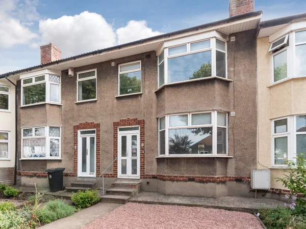 Flat Kimberley Road in Bristol