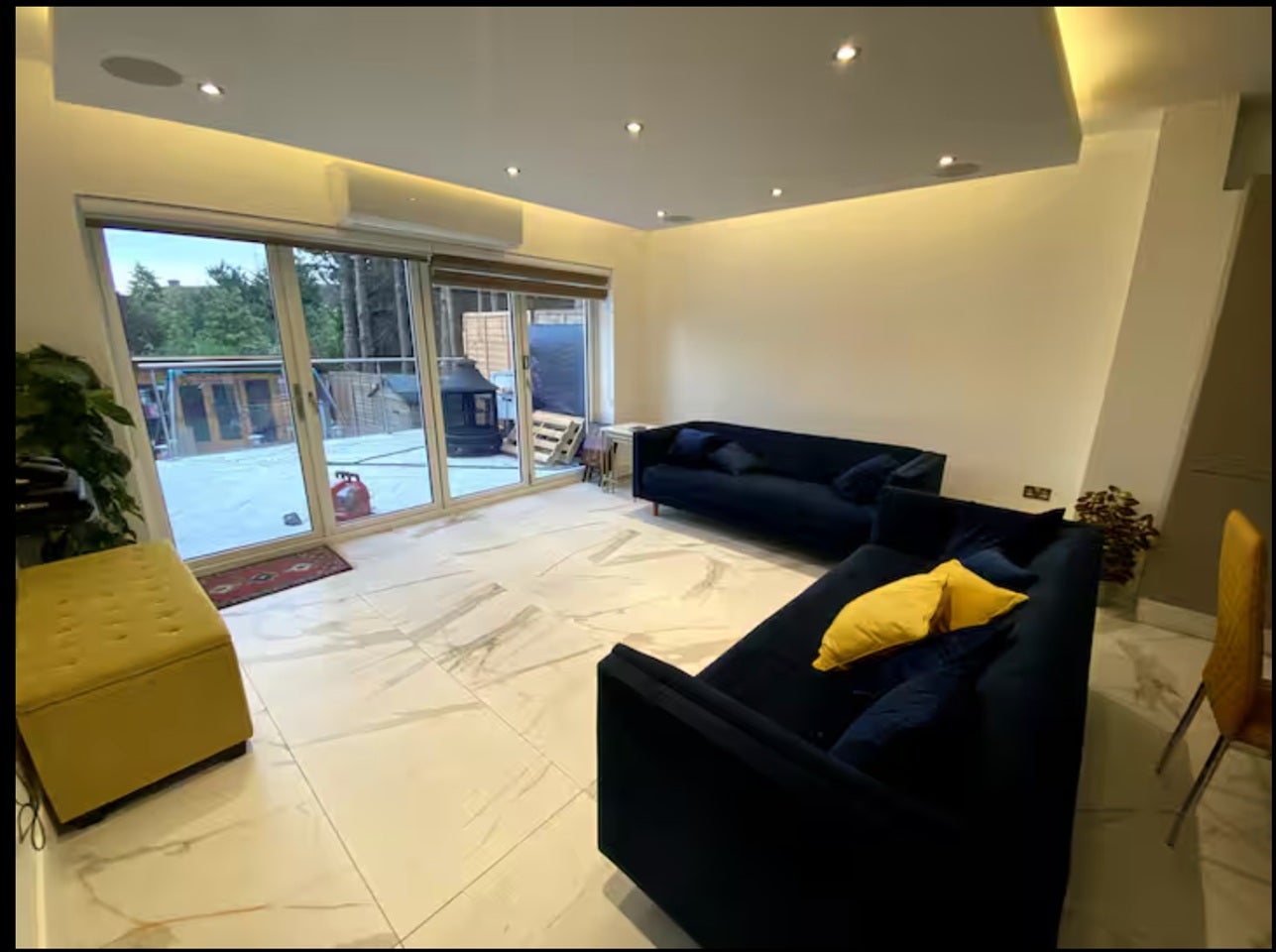 House Rundell Crescent in Greater London