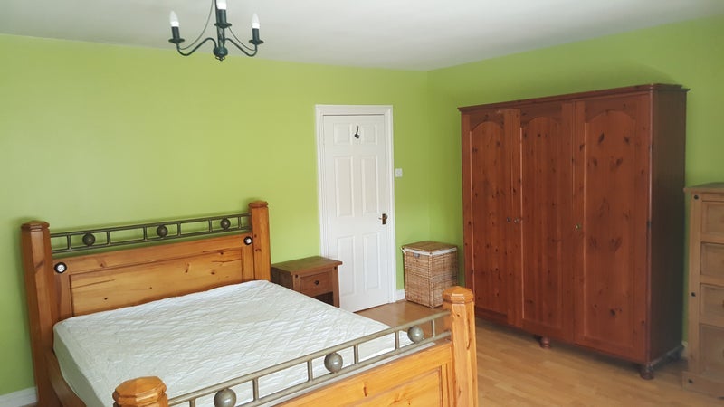 Room Hermon Hill in Greater London