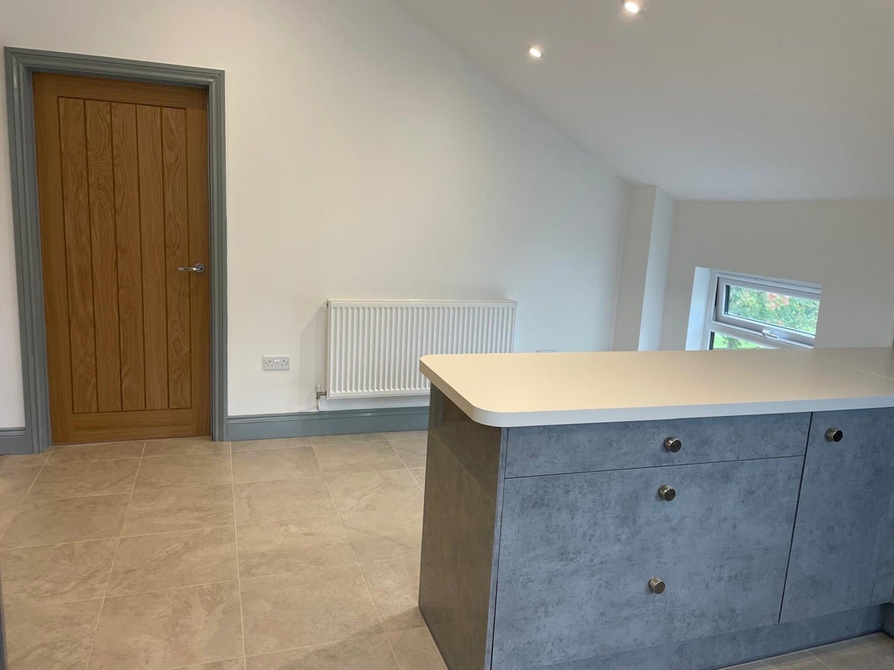 Flat Clay Lane in Upper Woolhampton