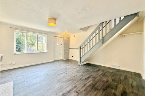 House Beecham Berry in Basingstoke and Deane