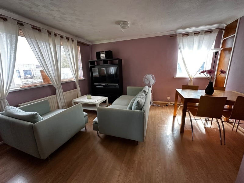 Room Clarence Street in Newcastle upon Tyne