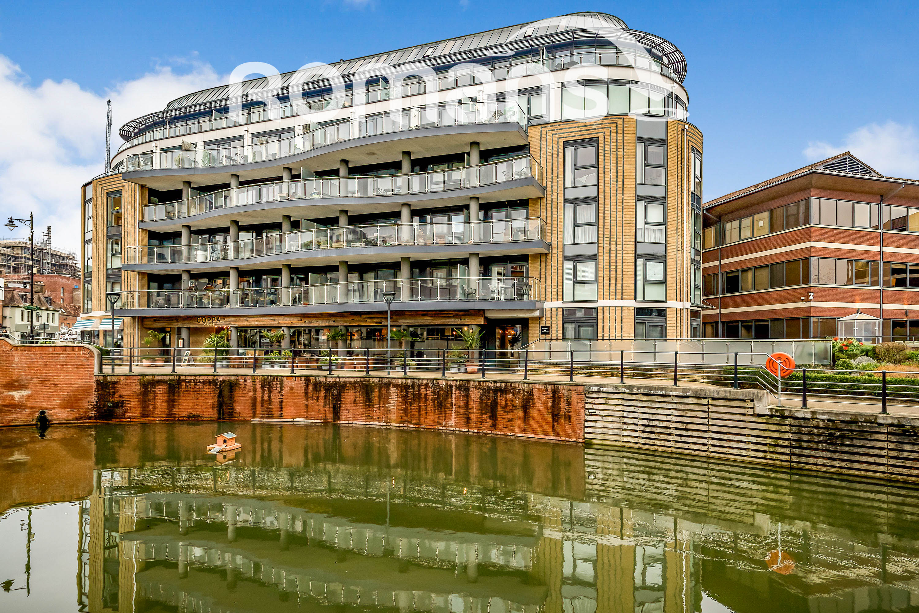 Flat Bridge Avenue in Maidenhead