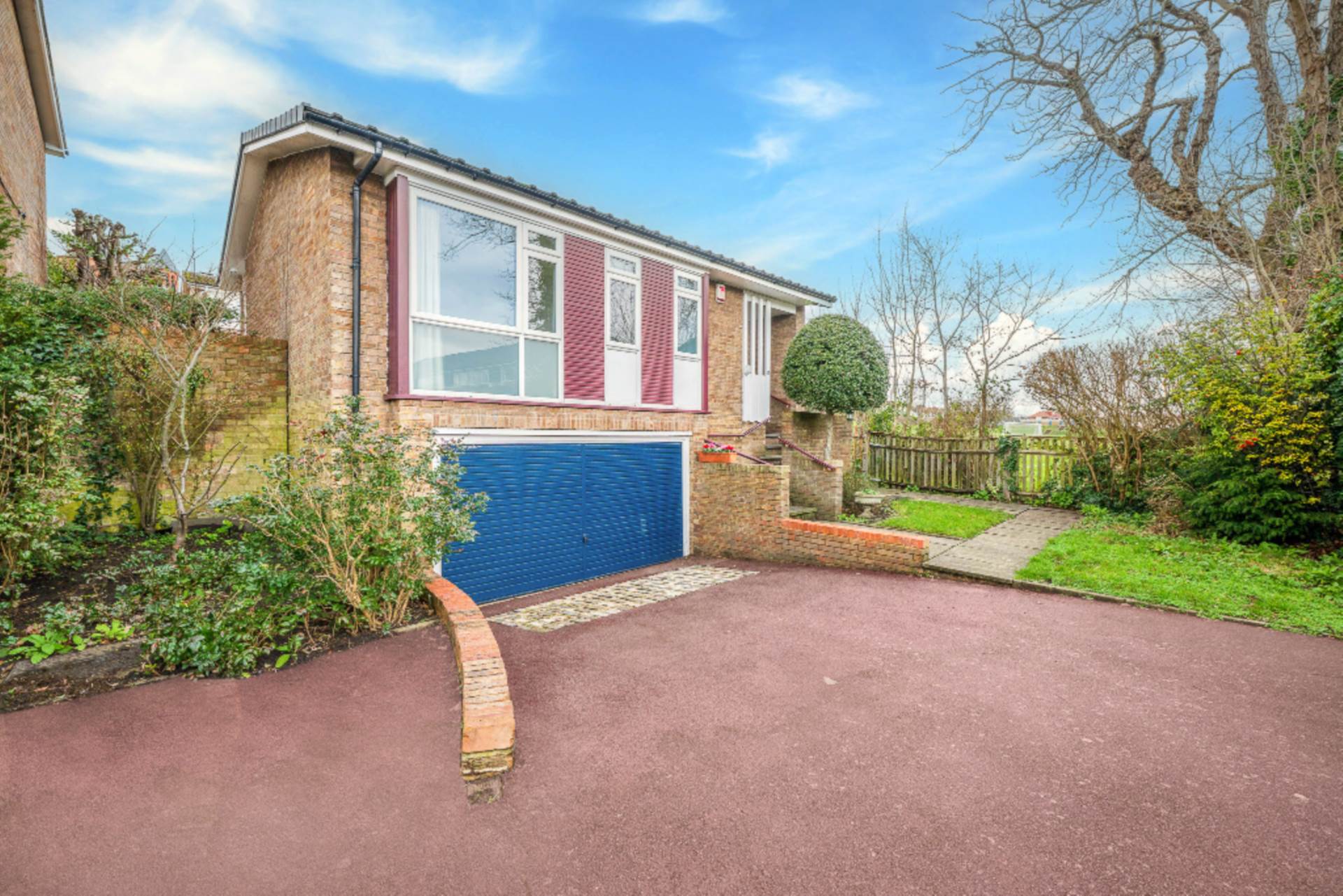 House Perifield in Greater London