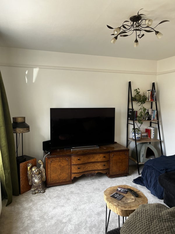 Room Lampton Road in Long Ashton