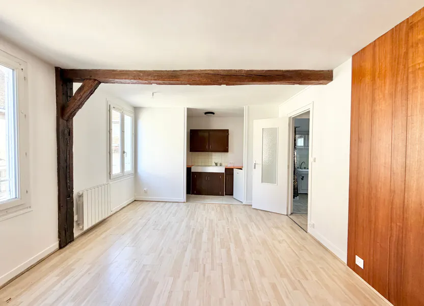 Flat Rue Montescot in Chartres