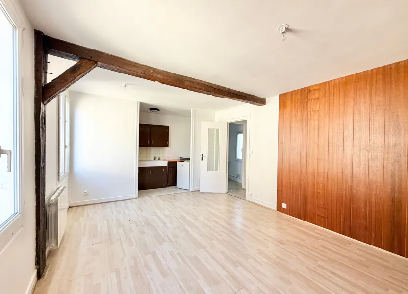 Flat Rue Montescot in Chartres