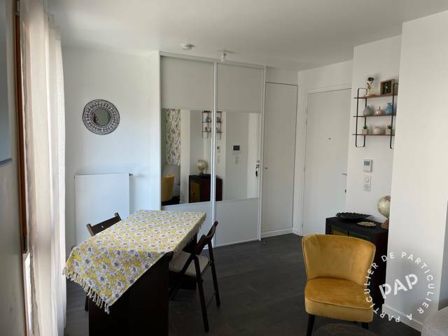Flat Rue Petit in Paris