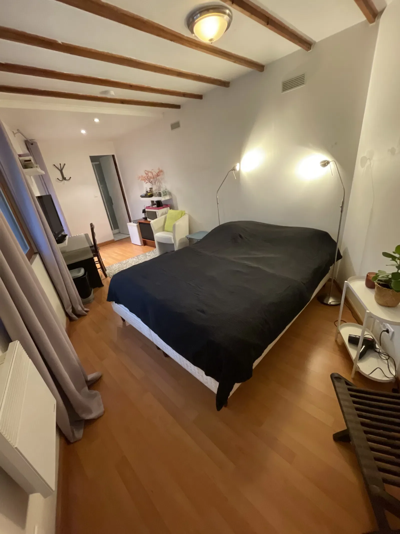 Room Avenue Irène in Villennes-sur-Seine