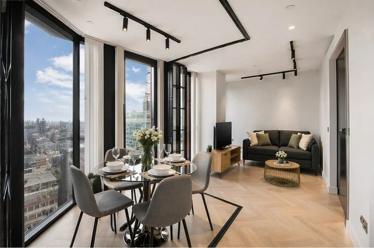 Flat Earl Street in Greater London