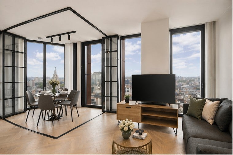 Flat Earl Street in Greater London