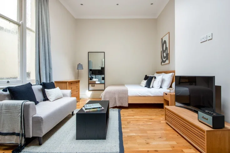 Flat Lancaster Gate in City of Westminster