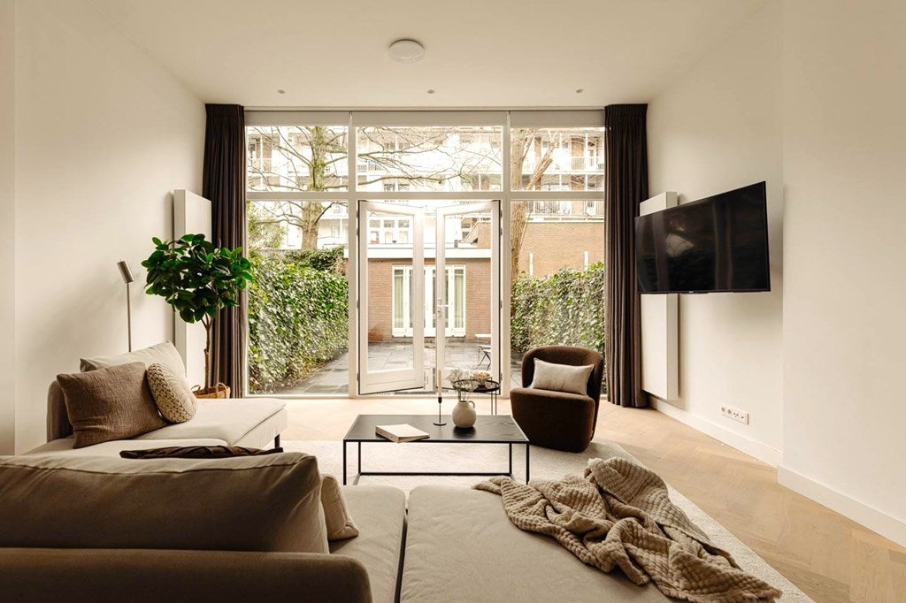 Te huur: Appartement Eerste Jan van der Heijdenstraat 110 H in Amsterdam