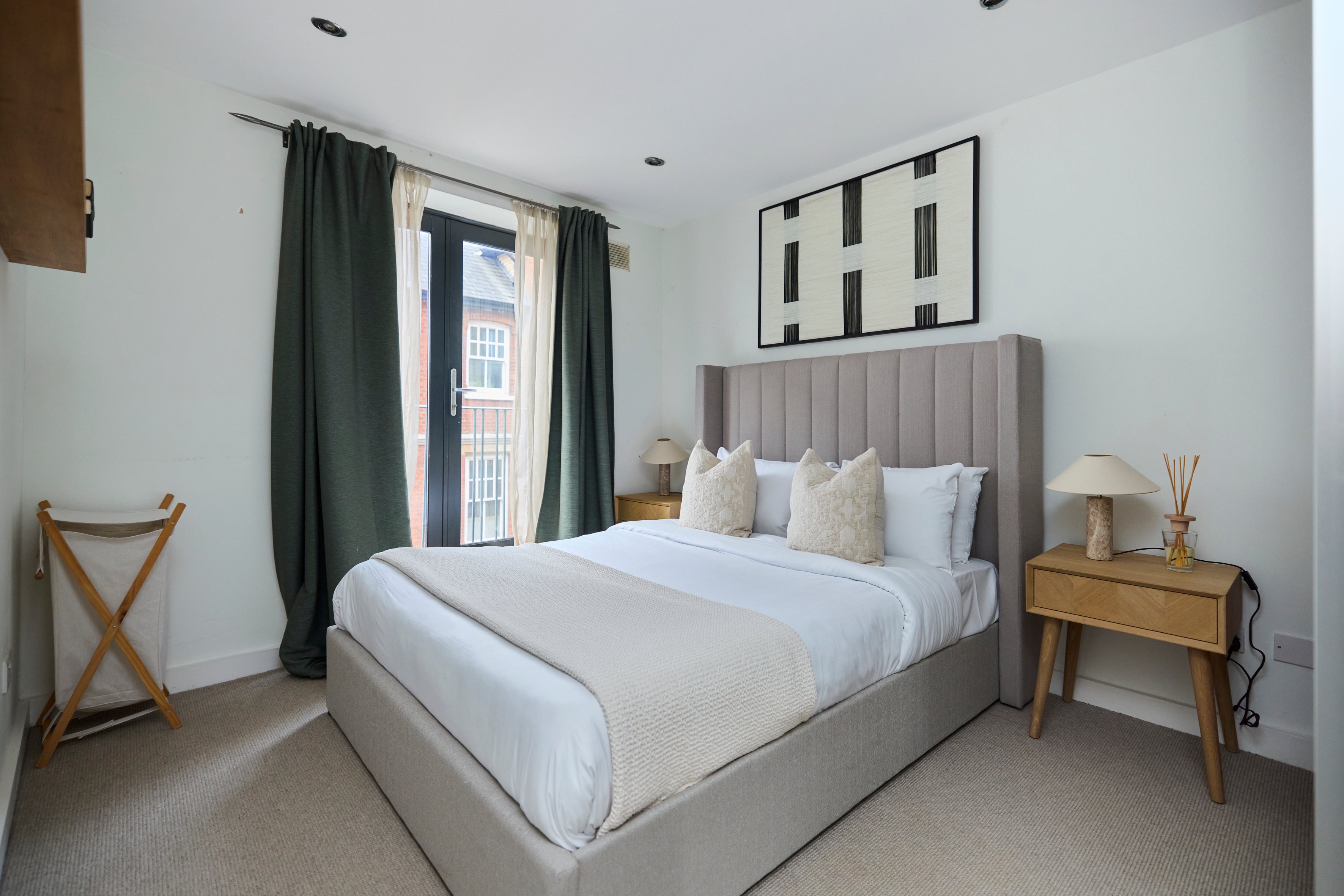 Flat Turville Street in Greater London