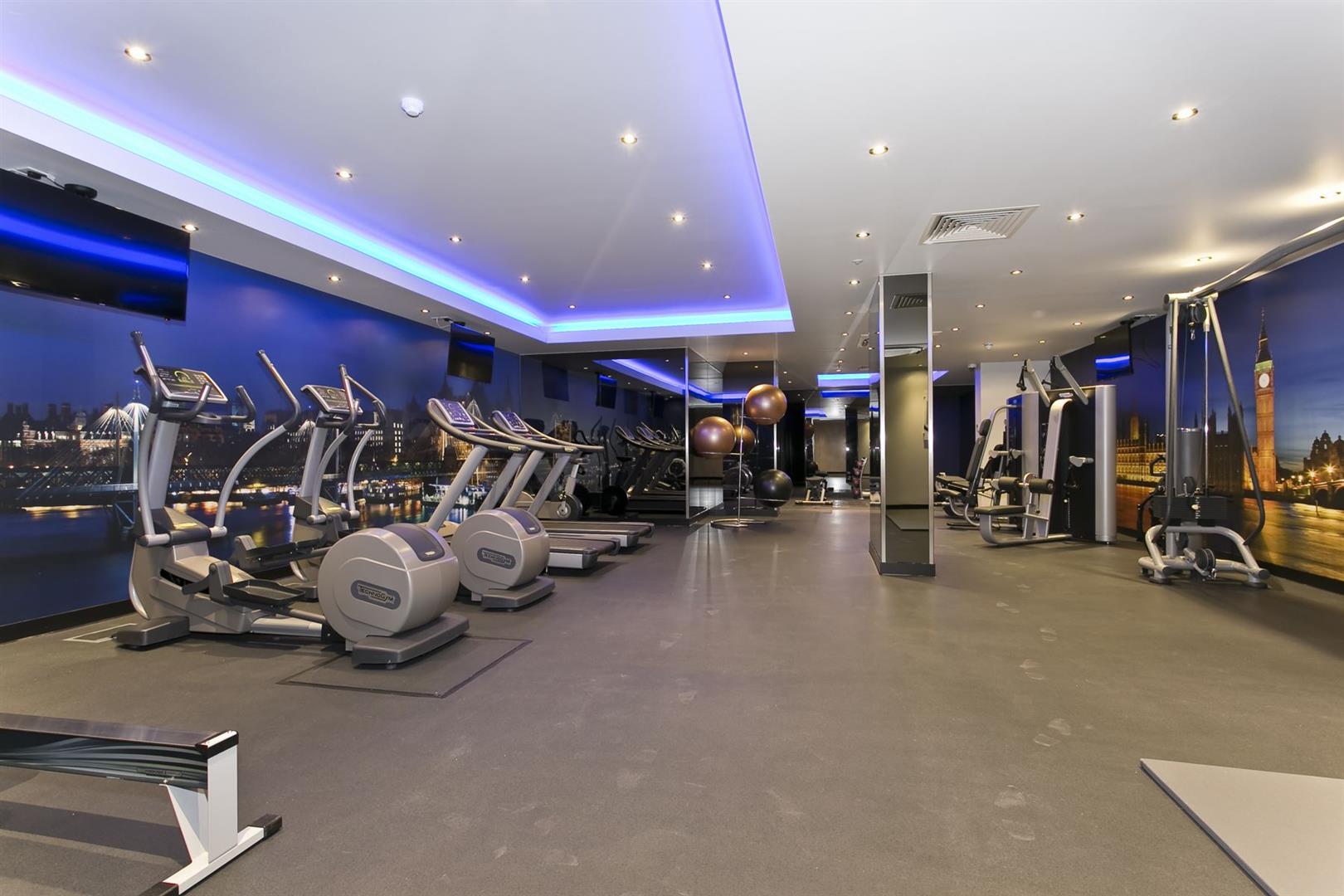 Flat Salamanca Place in Greater London