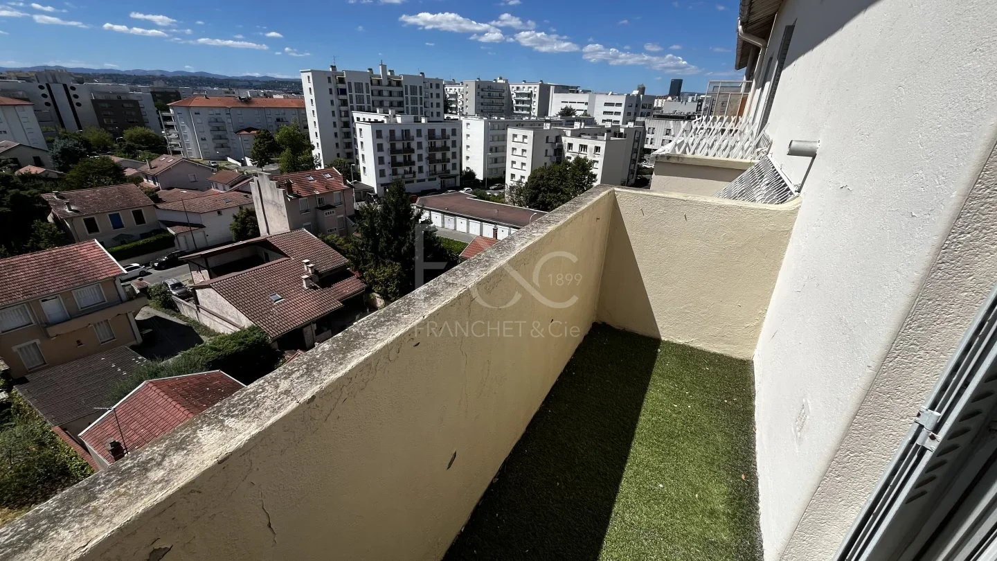 Appartement Rue Gabriel Sarrazin à Lyon