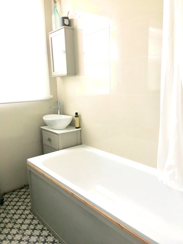 Room Nightingale Lane in Greater London