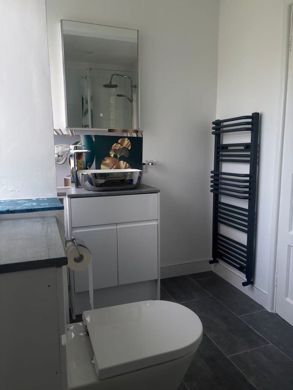 Room Englefield Crescent in Greater London