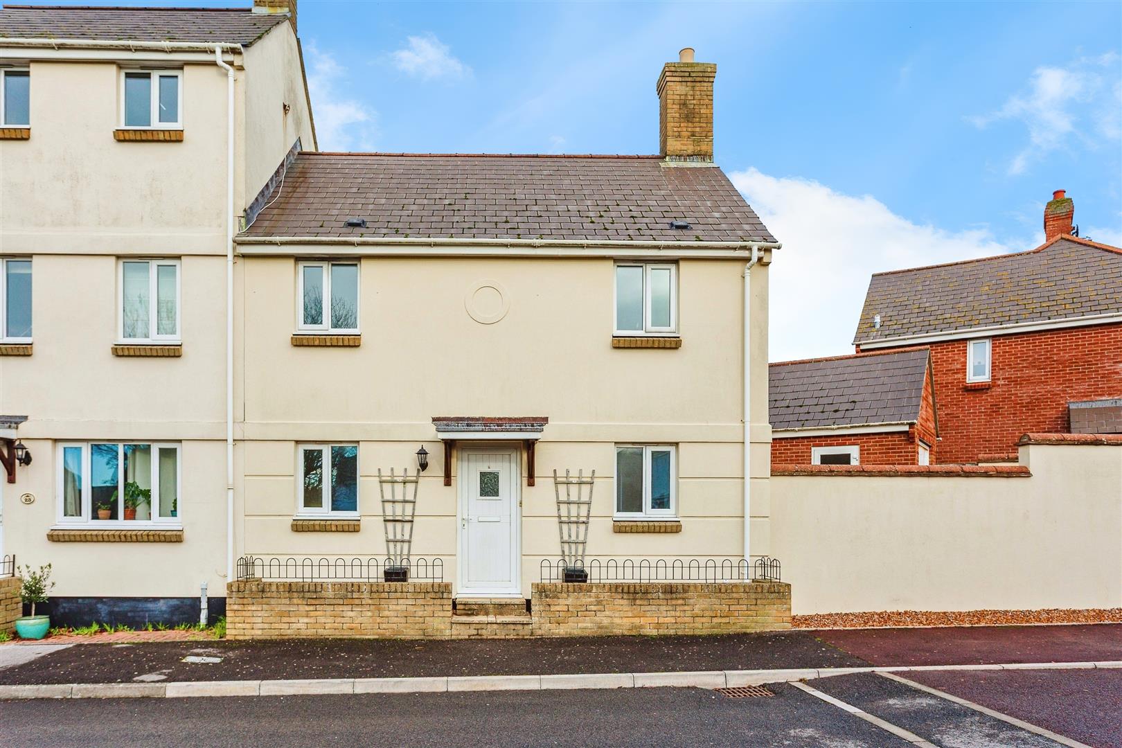 House Buttercup Way in Bridport