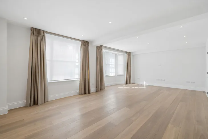 Flat Sloane Street in Greater London