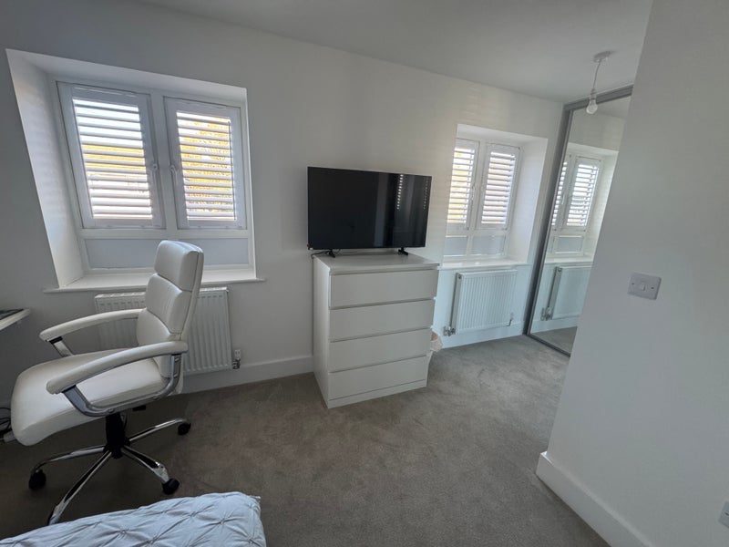 Room Leywood Close in Braintree