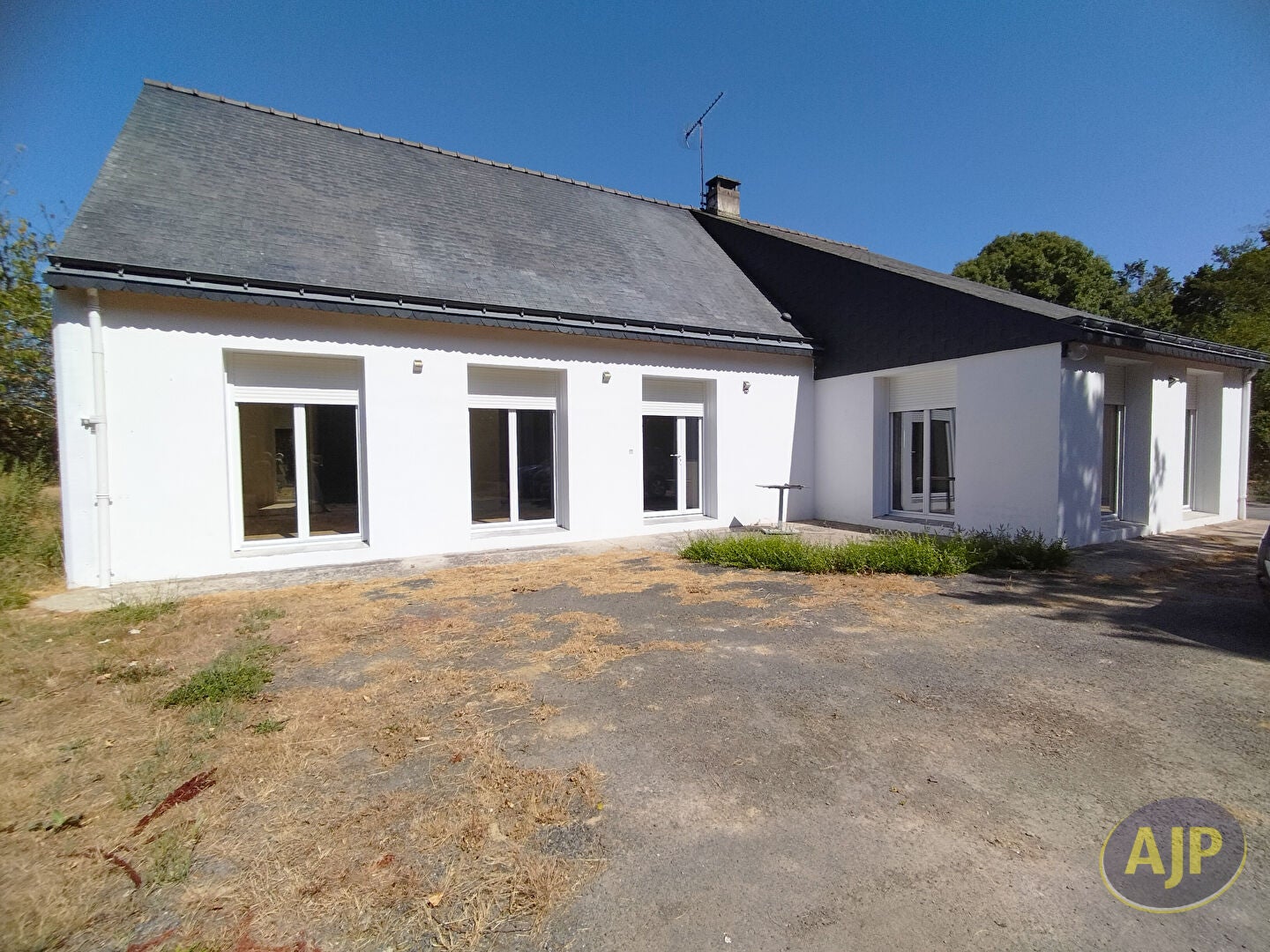 House Route de Romorantin in Veilleins