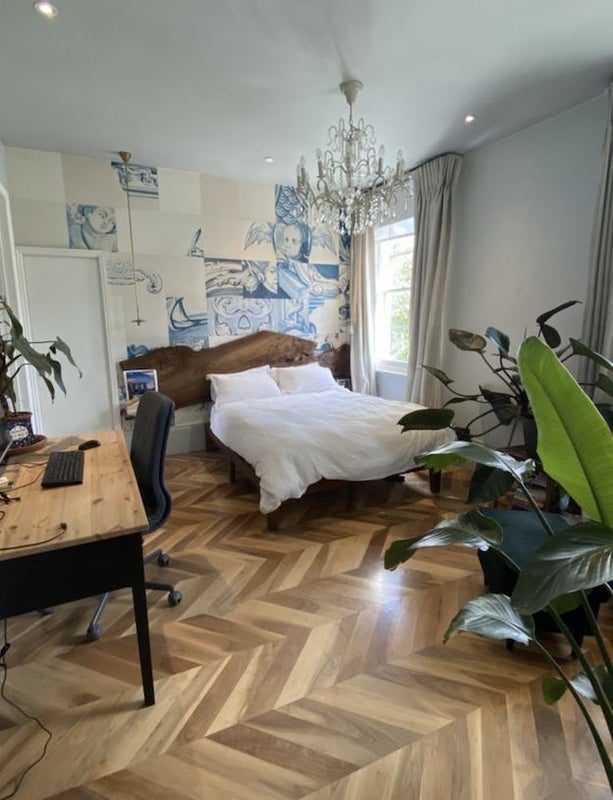 Room Forest Road in Greater London
