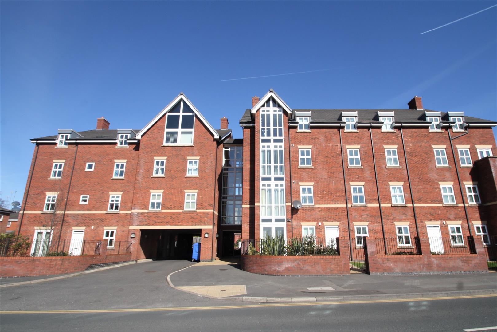 Flat Wellington Road in Manchester