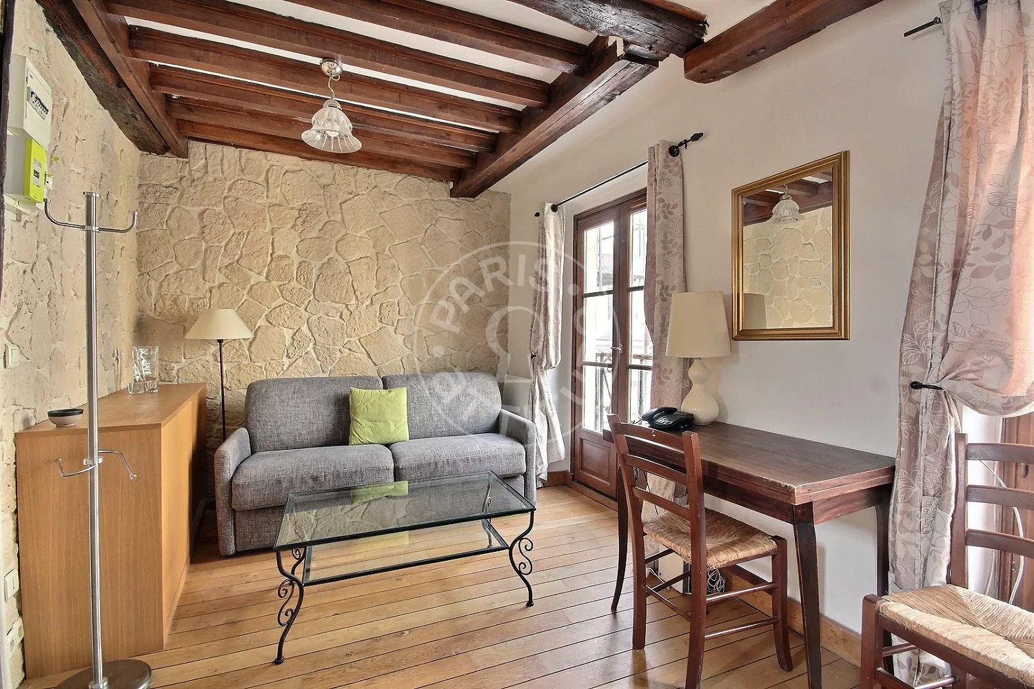 Appartement Rue du Pas de la Mule à Paris