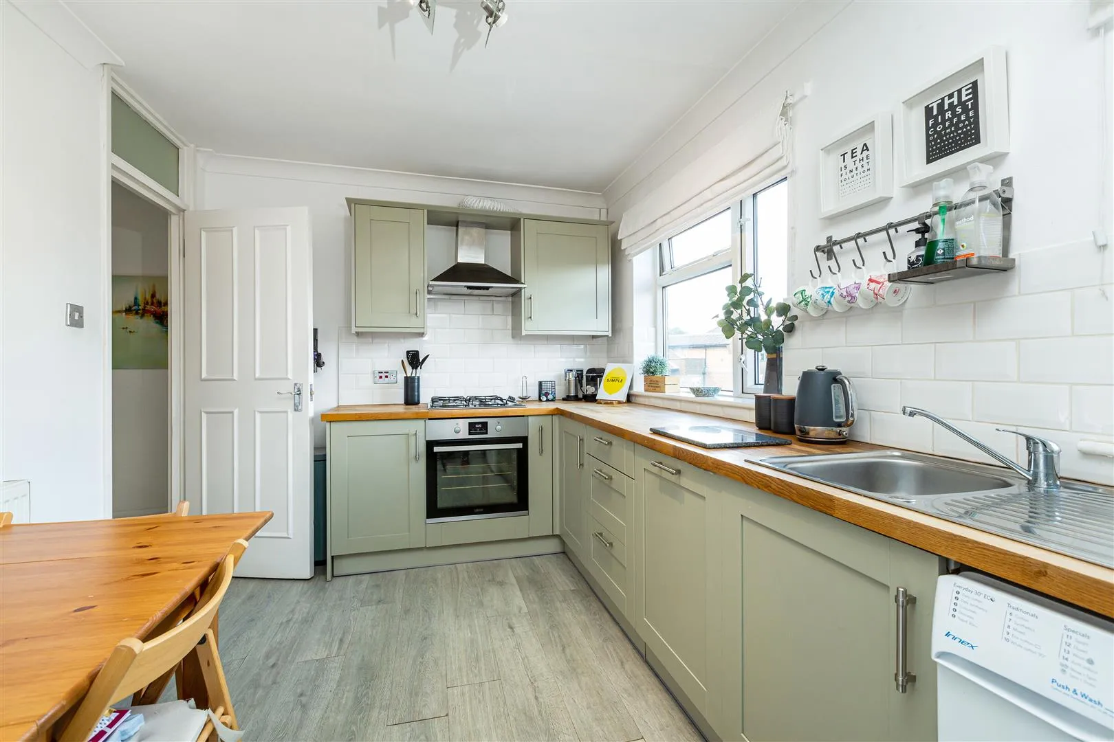Flat Clifford Avenue in Greater London