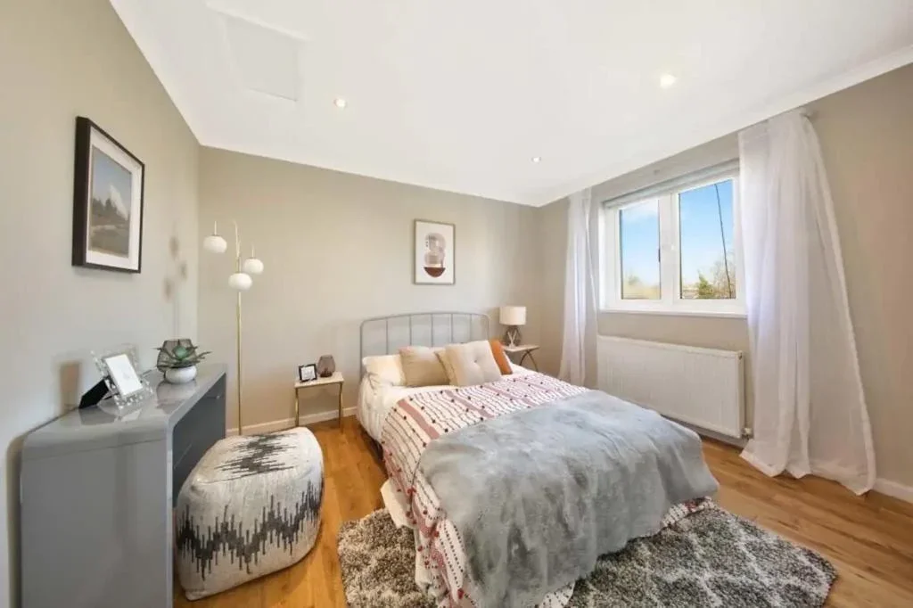 Flat Oliver Road in Greater London