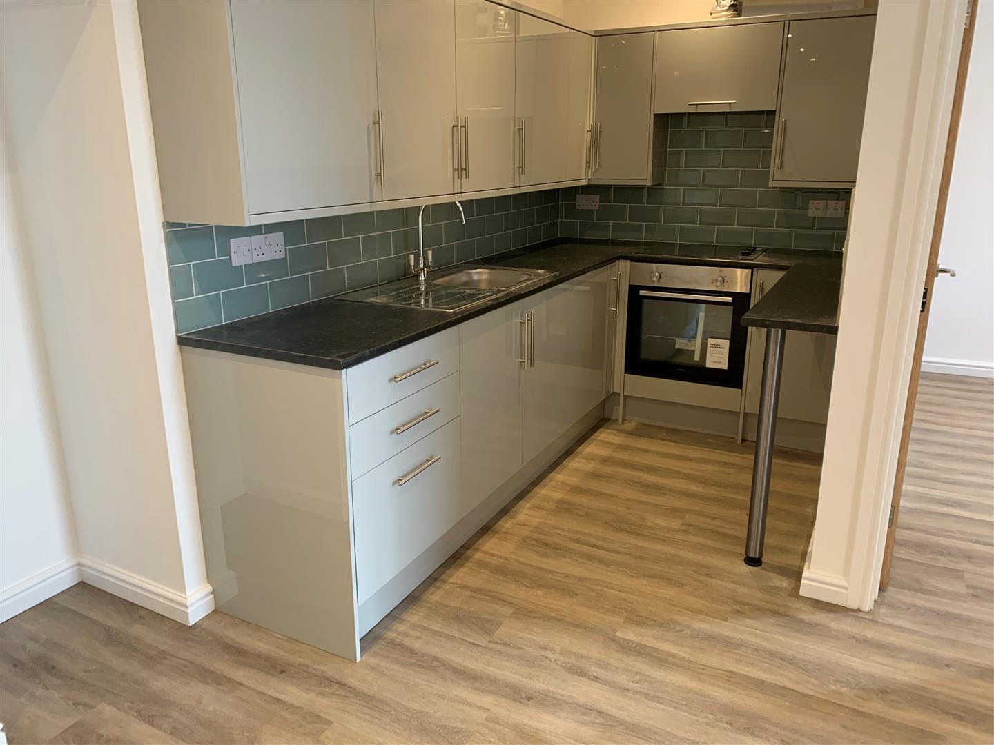 Flat New Road in Camborne