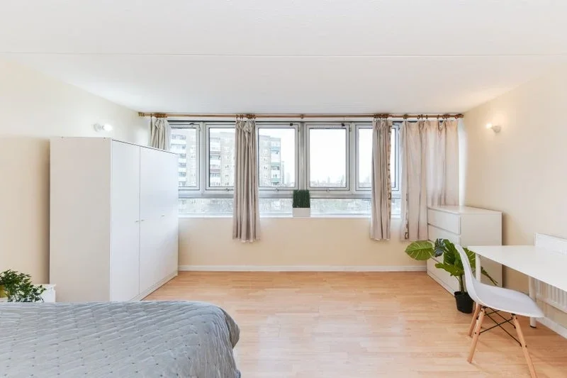 Room Charlotte Despard Avenue in Greater London