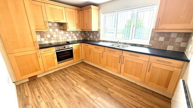 Flat Glen Vale in Dronfield