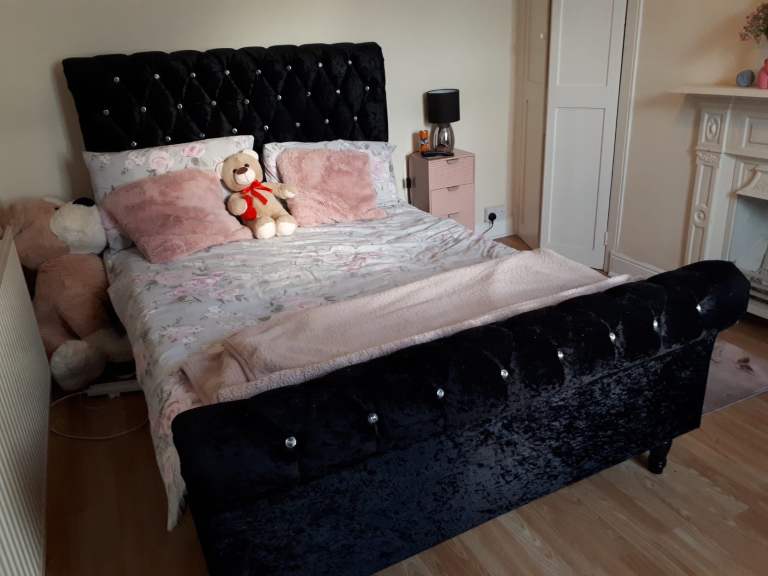 Flat Ferrestone Road in Wellingborough