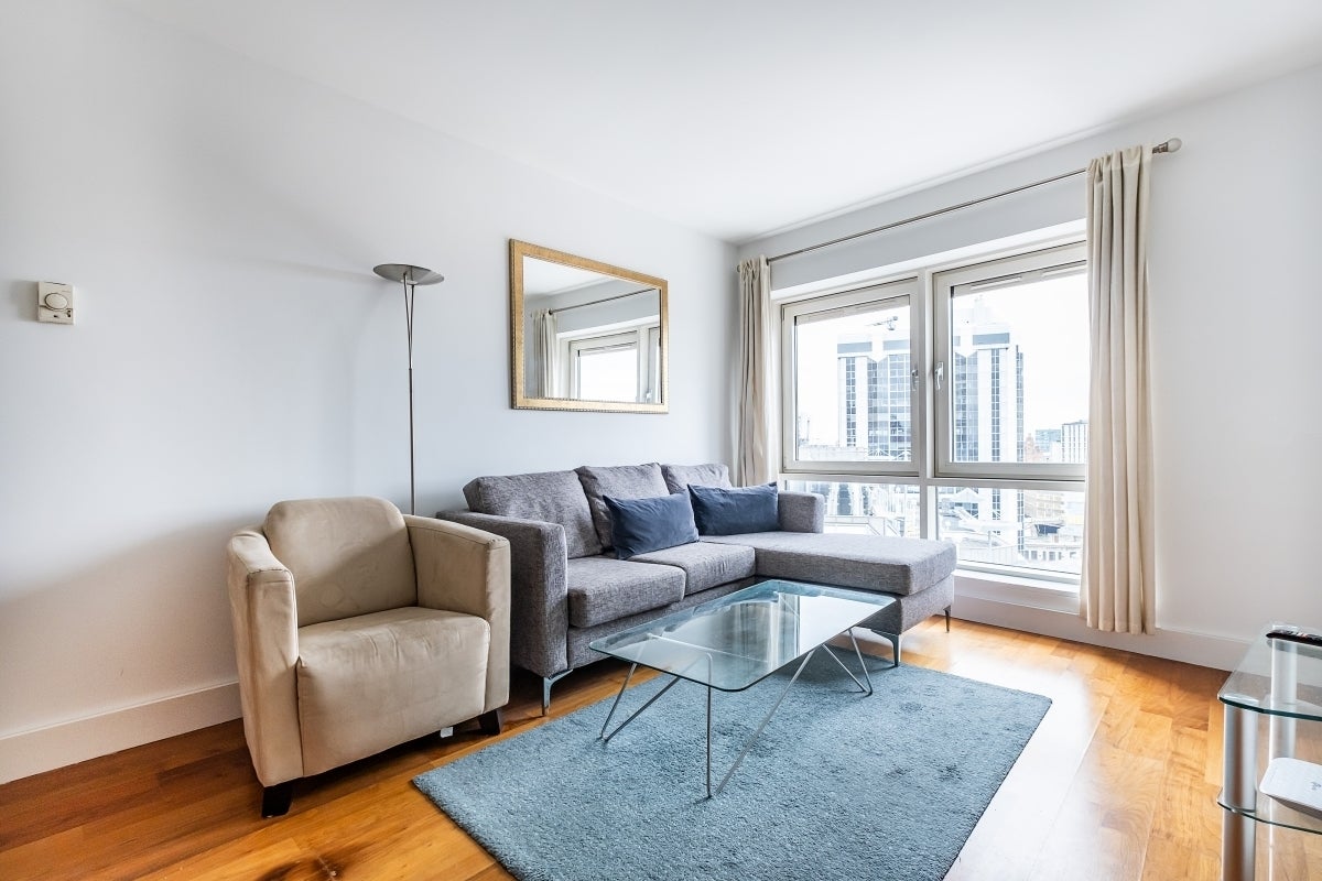 Flat Praed Street in City of Westminster