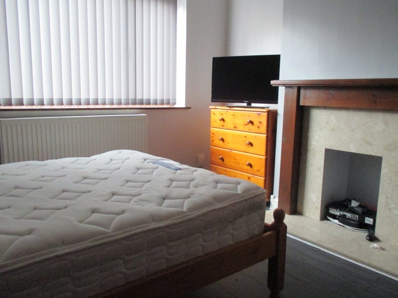 Room Wentworth Road in Rugby