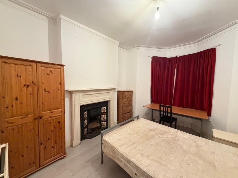 Room North Road in Cardiff