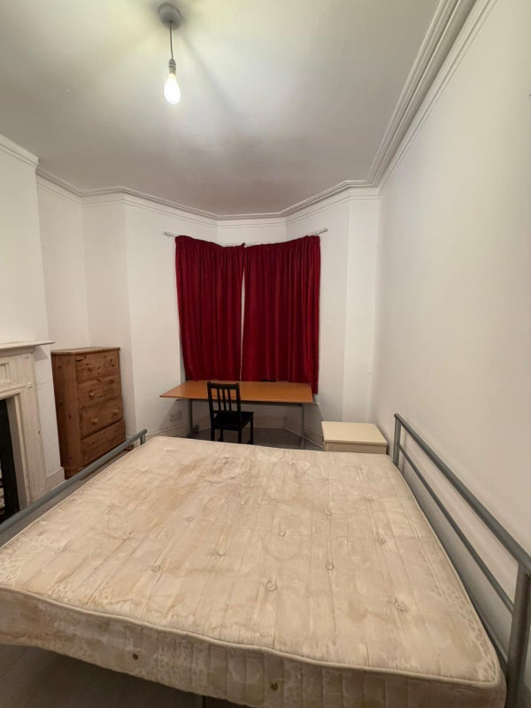 Room North Road in Cardiff