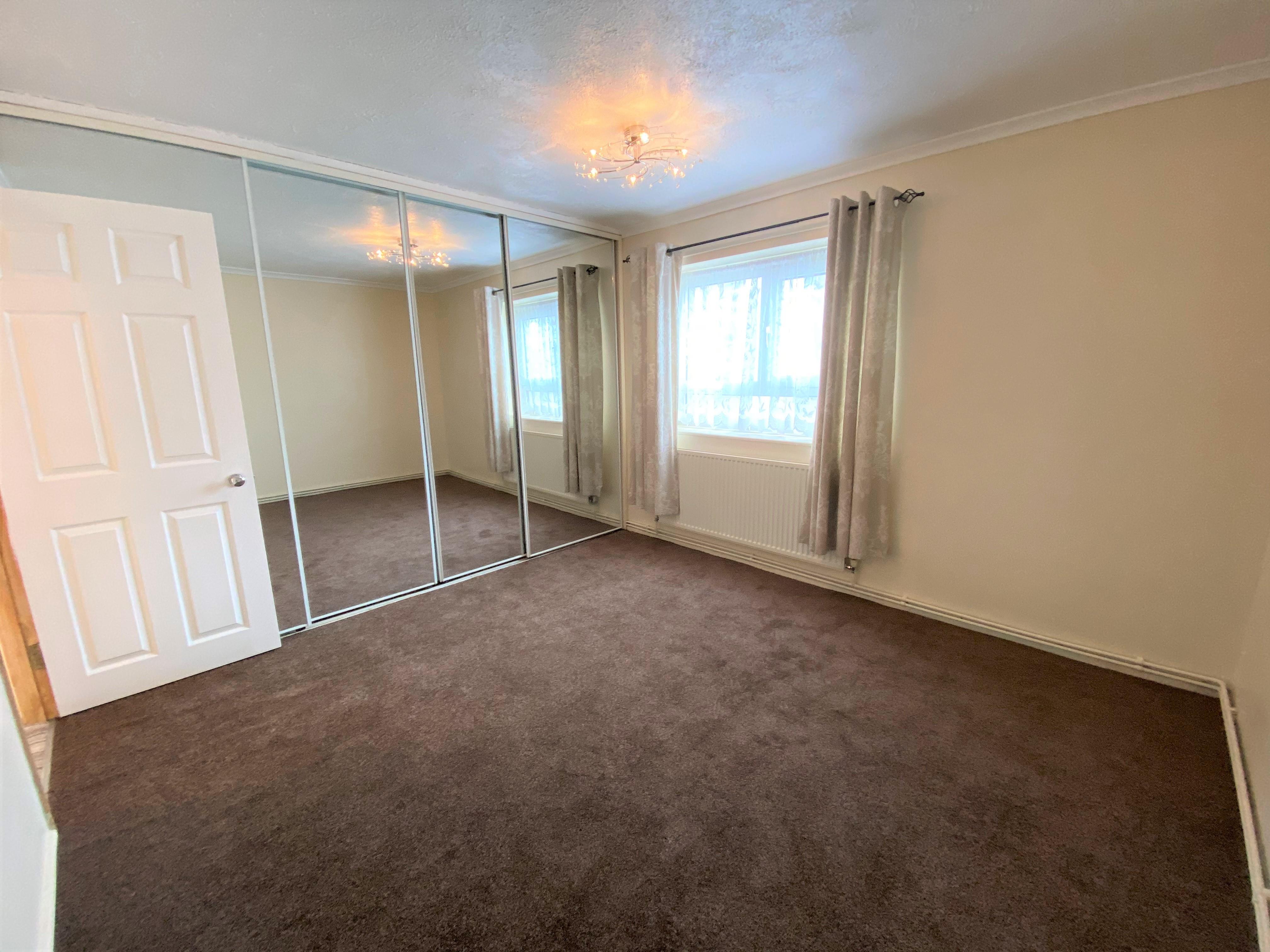Flat Haydens Road in Harlow