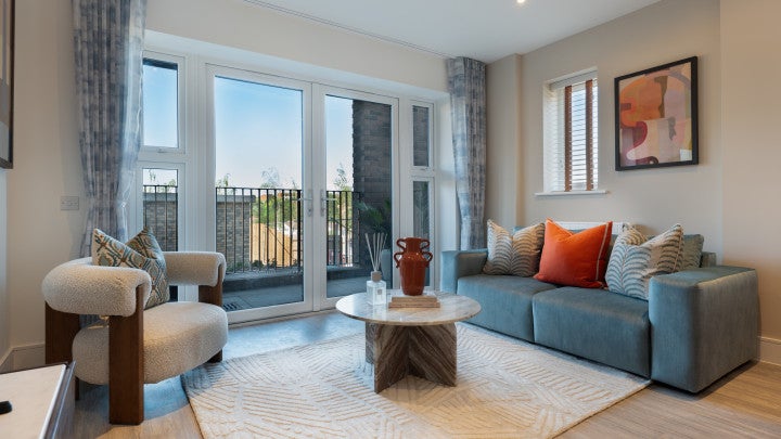 Flat Loampit Road in Greater London