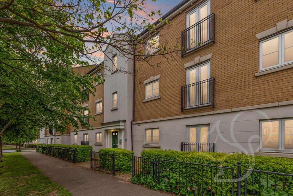 Flat Tufnell Way in Colchester