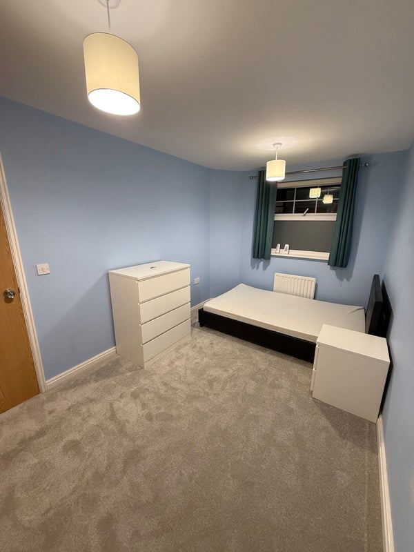 Room Bramley Hill in Ipswich