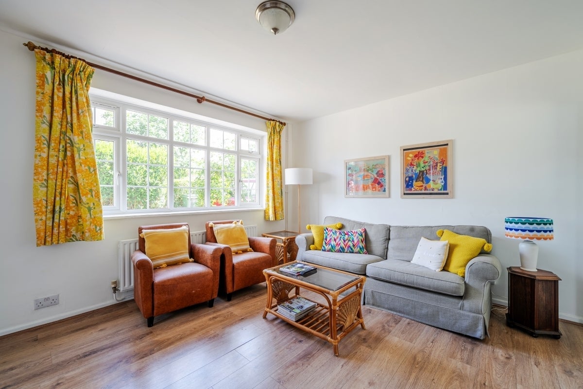 House Dene Gardens in Elmbridge