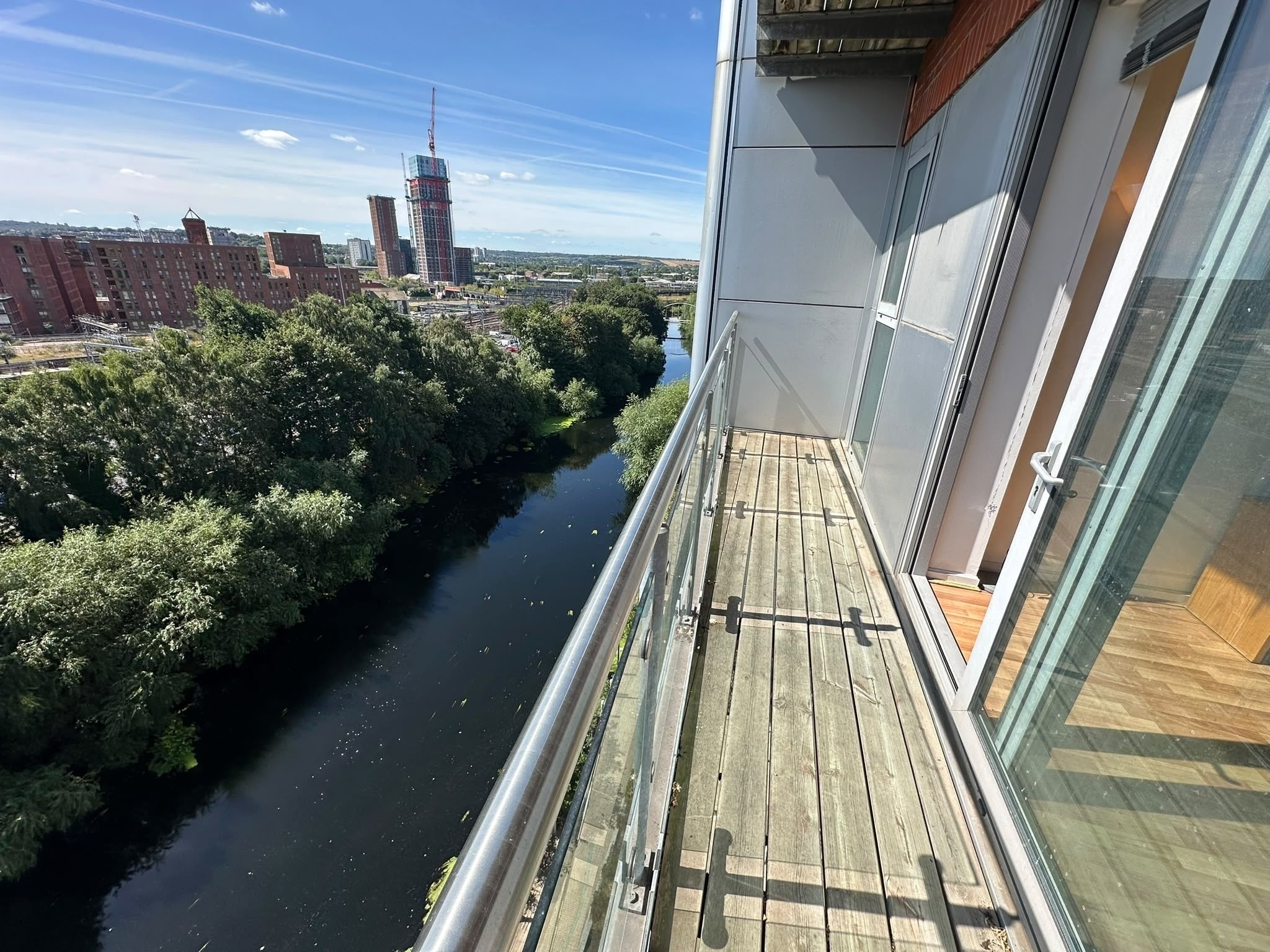 Flat Whitehall Quay in Leeds