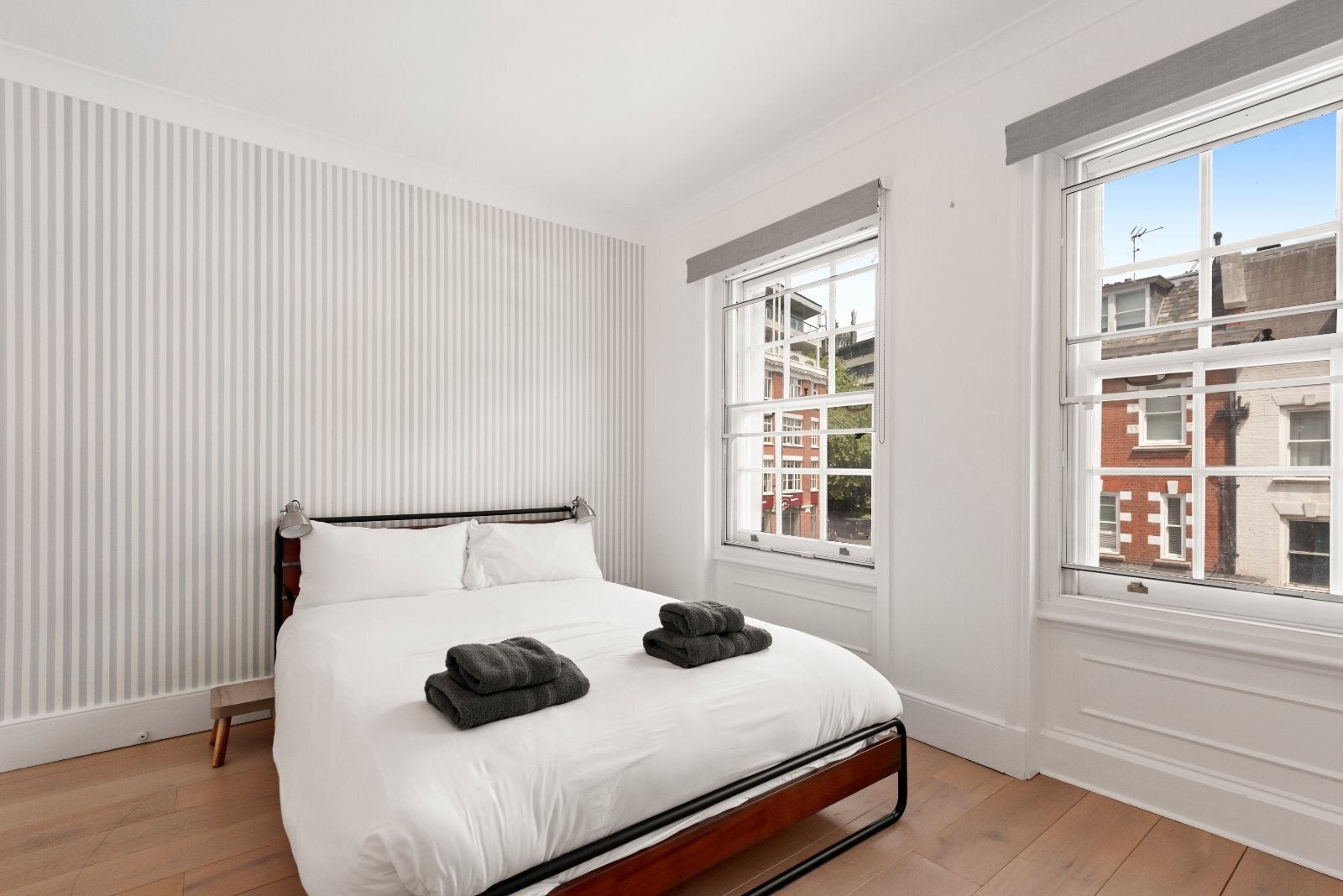 Flat Hayward's Place in Greater London