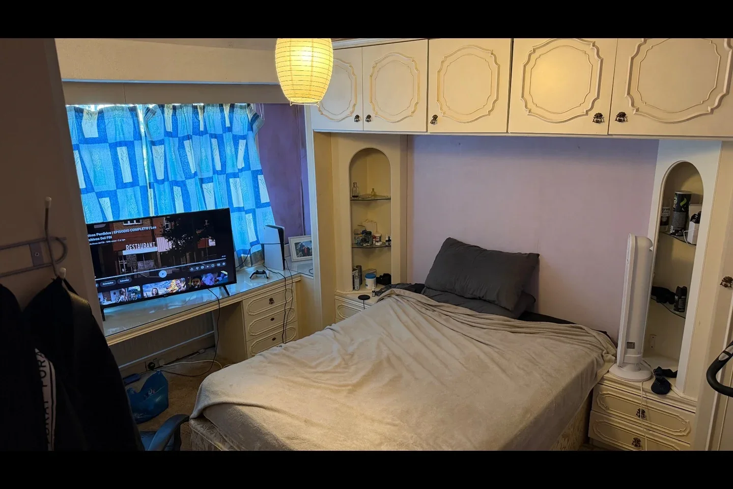 Room Burnham Gardens in Greater London