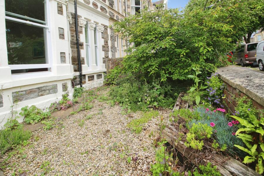 Flat Lilymead Avenue in Bristol