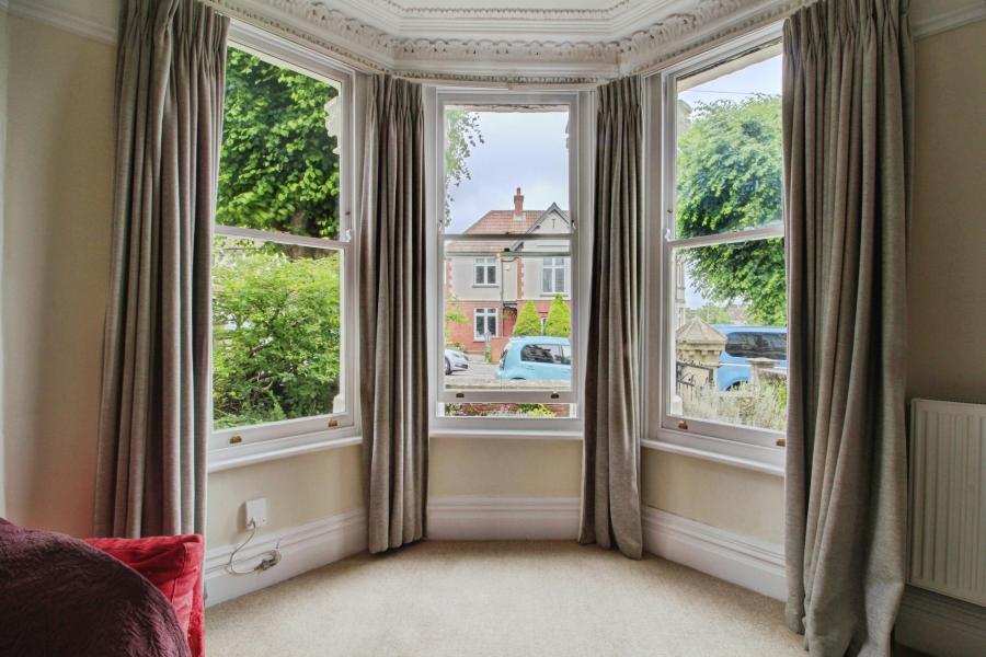 Flat Lilymead Avenue in Bristol